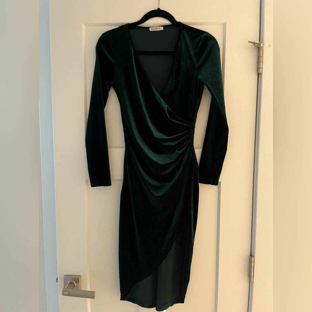Green Velvet Ruched Midi Dress